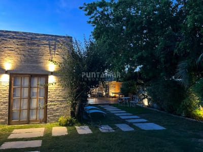 MUY LINDA CASA DE 3 DORMITORIOS EN ALQUILER EN LA BARRA