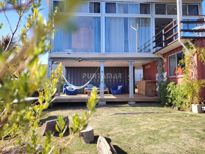 ALQUILER DE CASA DE 1 Y 1/2 DORMITORIO EN MIRAMAR ACRES
