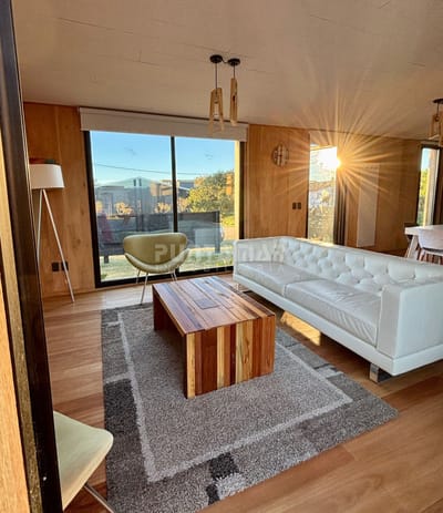 MODERNA CASA A ESTRENAR EN LA JUANITA A 100 METROS DEL MAR