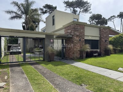 Casa en alquiler en la mansa con piscina climatizada