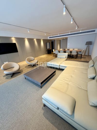 TRUMP TOWER PUNTA DEL ESTE – EXCLUSIVO APARTAMENTO FRENTE AL MAR