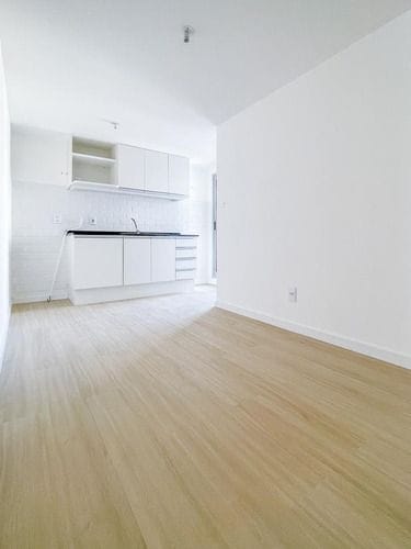 Venta De Apartamento 2 Dormitorios Con Terraza En Barrio Sur