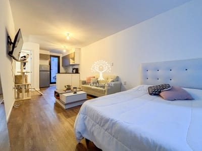 Alquiler Monoambiente con patio Malvín Sur