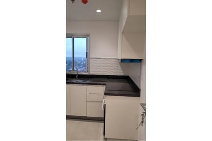 ¡Invierte en Mburucuyá: Moderno Dpto 1 Dorm!