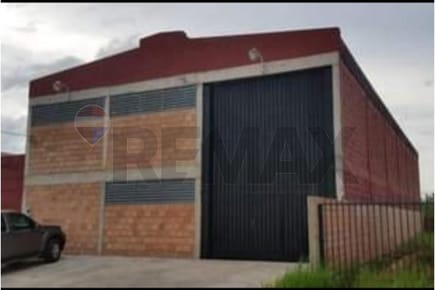 ALQUILO DEPOSITO/TINGLADO EN LIMPIO