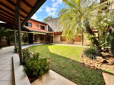 Atención  !Vendo Hermosa Y Amplia Casa En Barrio Recoleta