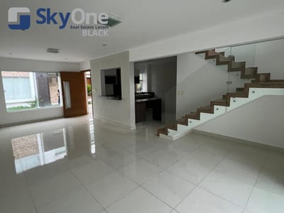 ALQUILO CASA EN CONDOMINIO – BARRIO ITA ENRAMADA