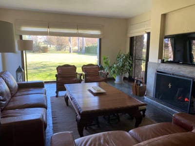 Hermosa Casa En Venta. Lomas De La Tahona, 3 Dormitorios.
