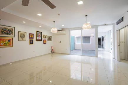VENTA RESIDENCIA ZONA COLEGIO SEK