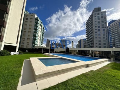 Apartamento Torre Cristal