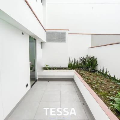 SE VENDE DEPARTAMENTO DE ESTRENO PRIMER PISO MIRAFLORES