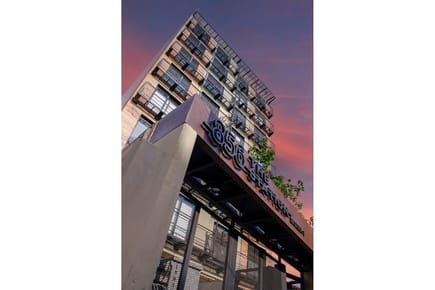 Venta Departamento 2 dorm con cochera Villa Morra