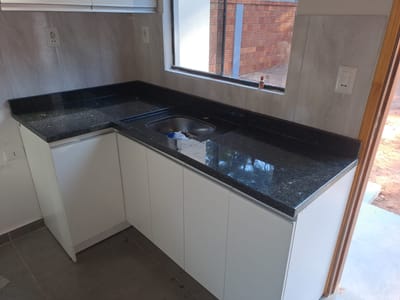 VENDO CASA EN ÑEMBY BARRIO CAÑADITA