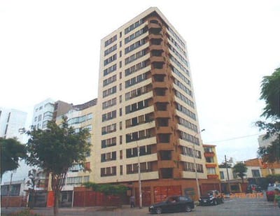 BARRIO MEDICO / SERGIO BERNALES /SURQUILLO/ 3 DORM/ COCHERA Y DEPOSITO