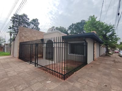 ALQUILER DE LOCAL EN ESQUINA- LUQUE