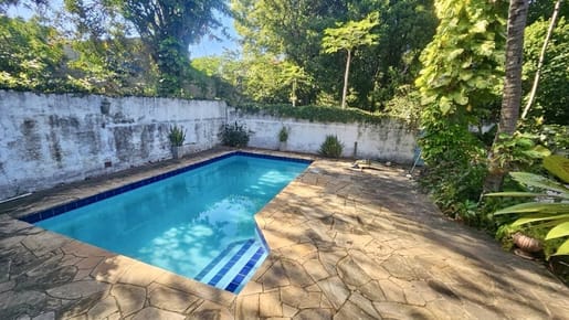 En venta imponente casa con piscina y gran terreno en barrio San Cristóbal