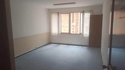 Oficina o consultorio en Alquiler, en Avenida Arce