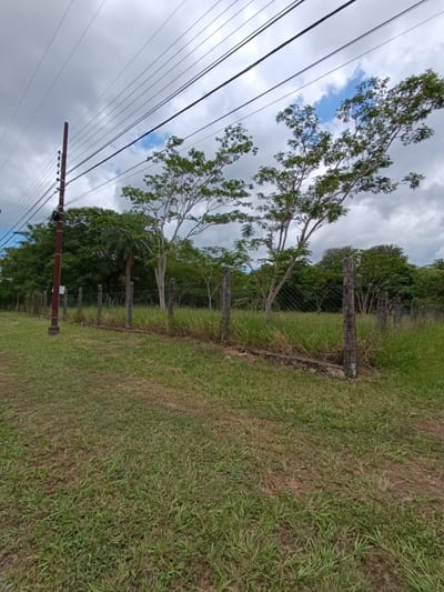 VENTA DE TERRENO EN EL BARRIO SURUBI´I