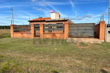 Venta de casa en Ypacarai