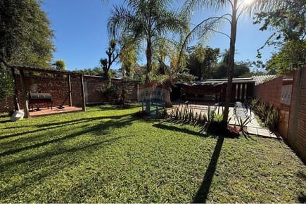 VENTA CASA QUINTA AREGUA