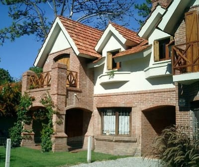 Una Casa Diferente En Carrasco Norte