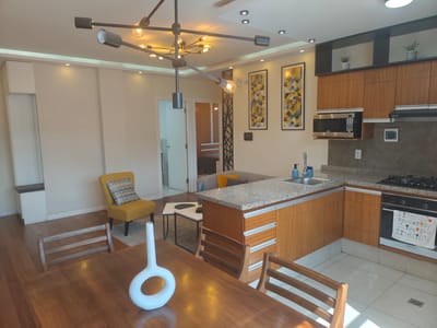 Hermoso departamento Amoblado de 3 dormitorios en Calacoto