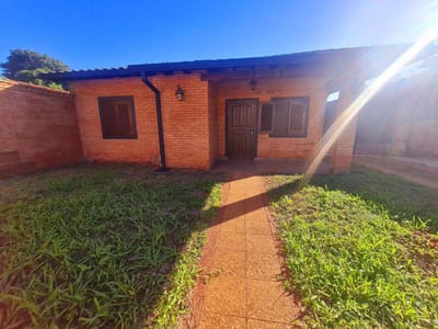 Casa de 2 Dormitorios en Alquiler con Opción a Compra - San Lorenzo