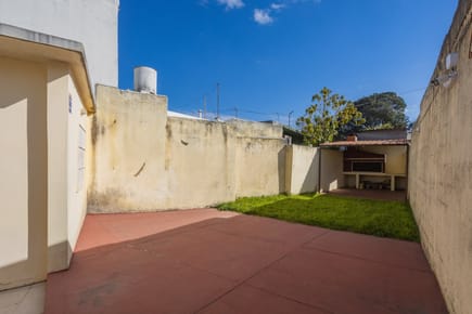 Oportunidad Buceo | Padrón único 320 M2 | Gran Garage + Fondo Con Parrillero