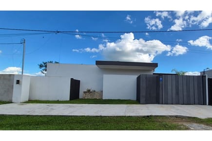 Casa amoblada con piscina en Puerto del Lago, San Bernardino