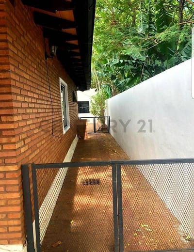 VENDO BELLA  CASA EN LAMBARE