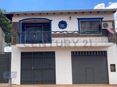VENDO CASA EN SAN LORENZO IDEAL PARA USO COMERCIAL Y VIVIENDA
