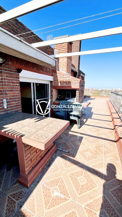 Apartamento Penthouse Venta Unión 4 Dormitorios 2 Baños Terraza