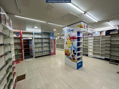 Venta local de 267m2 en el Centro con renta