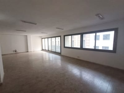 Alquiler oficina 80m2 Ciudad Vieja opción garaje