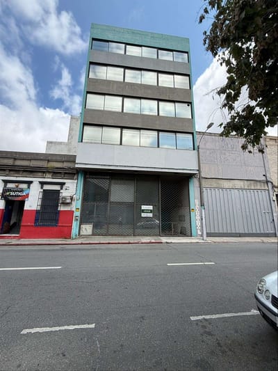 VENTA Edificio de 6 plantas (planta baja + cinco pisos) de 1175m2 en Centro