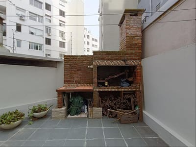 Venta Apartamento Punta Carretas 3 Dormitorios 4 Baños Servicio Patio Parrillero Garaje