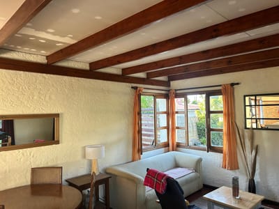 Casa en muy buena ubicación y amplio predio