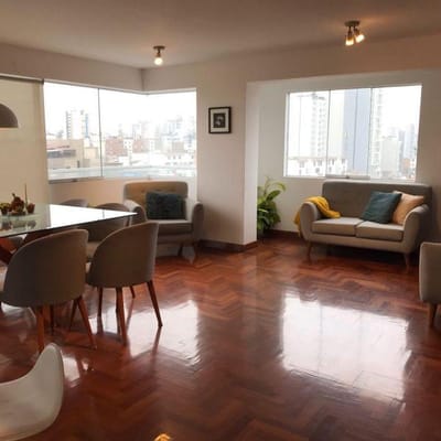 Venta Duplex  dorm con terraza Urb Aurora