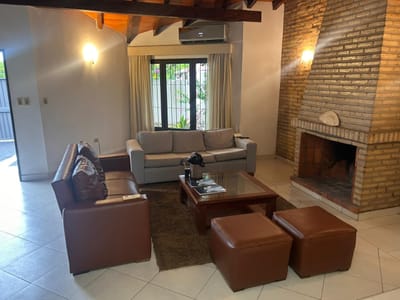 Alquilo Casa semi amoblada en Lambare zona residencial , Barrio Felicidad