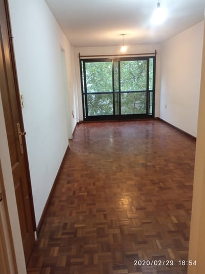 Parque Batlle.Av. Rivera y Av. Ponce.luminoso,2 dorm,2 baños,lavadero.Barbacoa