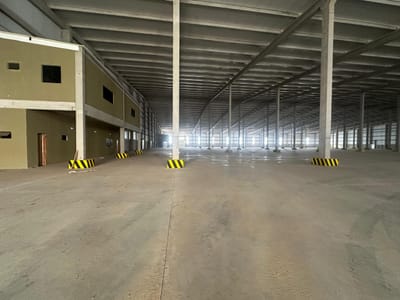 Alquilo depósito 500 M² cubiertos en MRA 