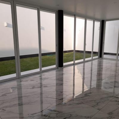 CASA EN CONDOMINIO EXCLUSIVO DE LUJO SOL DE LA MOLINA