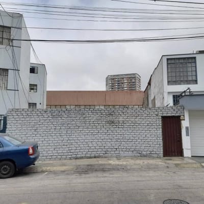 VENDO TERRENO EN PUEBLO LIBRE DE  M CERCA CLINICA CENTENARIO IDEAL PROYECTO