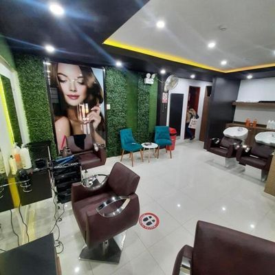 ALQUILER DE SALON DE BELLEZA LISTO PARA TRABAJAR EN AVPETIT  THOUARS