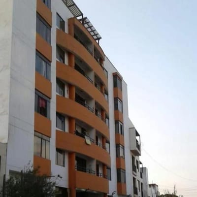 VENDO DEPARTAMENTO DE   M DE  DORMITORIOS VISTA CALLE LA CORUA ER PISO