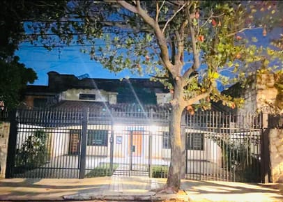 Alquilo amplia y hermosa residencia  de 650 m2 