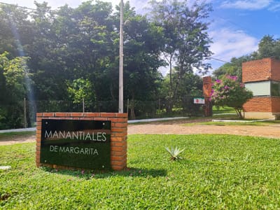 BARRIO CERRADO CIUDAD DE LIMPIO