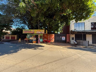 VENDO AMPLIO TERRENO  EN FERNANDO DE LA MORA - ZONA SU