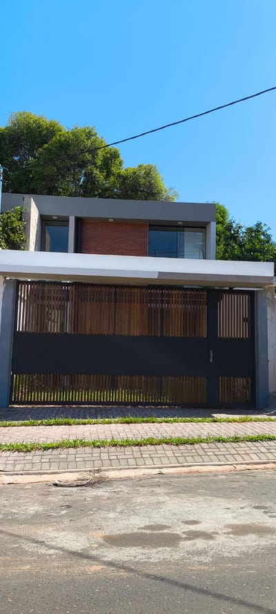 Venta de Duplex en Luque Villa Adela 