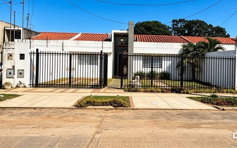 CASA EN VENTA 